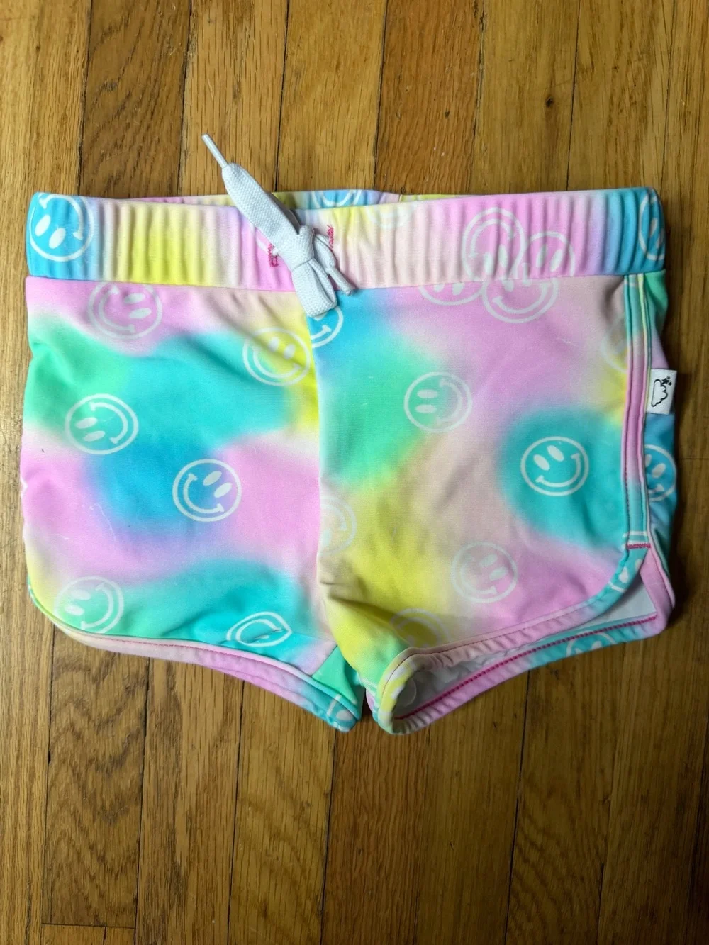 Dream Big Little Co 2/3 Pastel Smiley Hybrid Swim Shorts